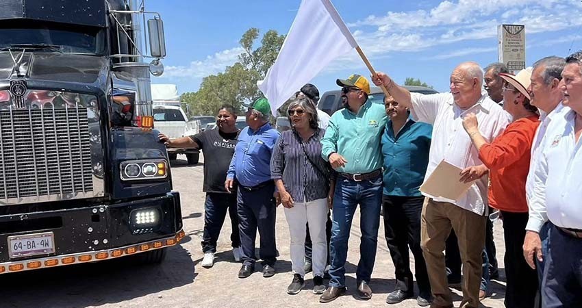 Da gobernador banderazo de salida a 3 mil toneladas de excedente de trigo hacia Sonora