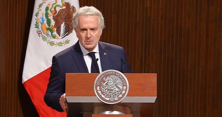 Santiago Creel pide licencia y renuncia a la Mesa directiva de San Lázaro