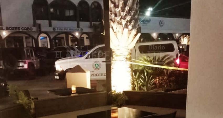 Muere hombre al caer del cuarto piso de un hotel de CSL