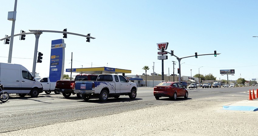 Semáforos de Forjadores con el cruce de calle Unión y Oro quedarán temporalmente inactivos