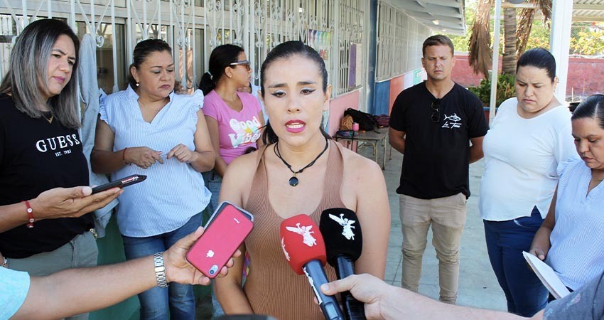En contra docentes, madres y padres de familia del cierre de grupos en preescolar