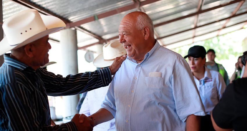 Refrenda Gobernador Castro Cosío compromiso y apoyo a comunidades de La Paz