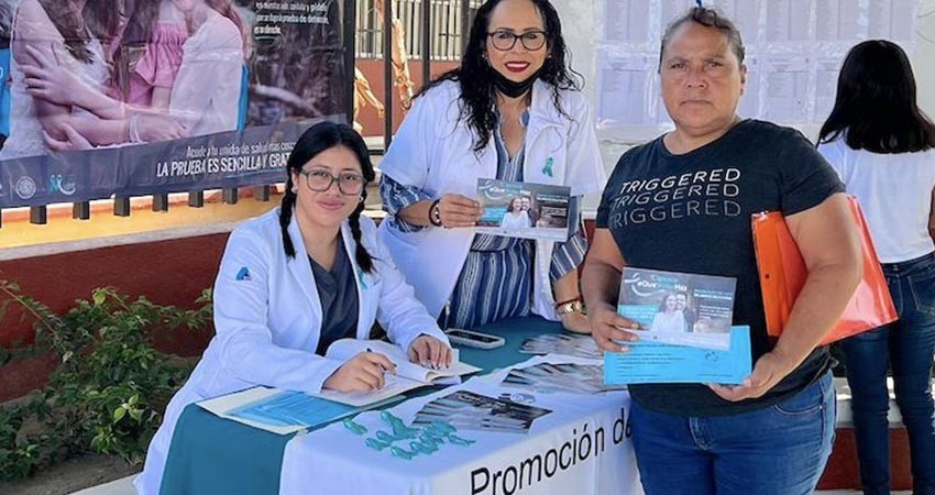 Desarrolla salud estatal jornadas informativas sobre cáncer cervicouterino en colonias de Los Cabos