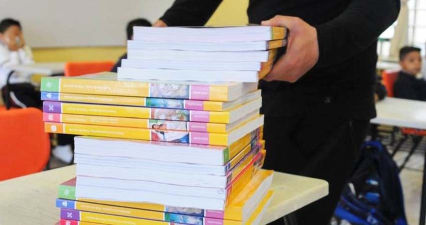 En 30 estados ya se entregaron libros de texto gratuitos: López Obrador