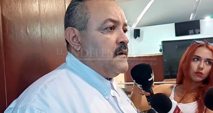 FNF interpondrá más de 100 amparos individuales para devolver los libros de la “Nueva Escuela Mexicana”