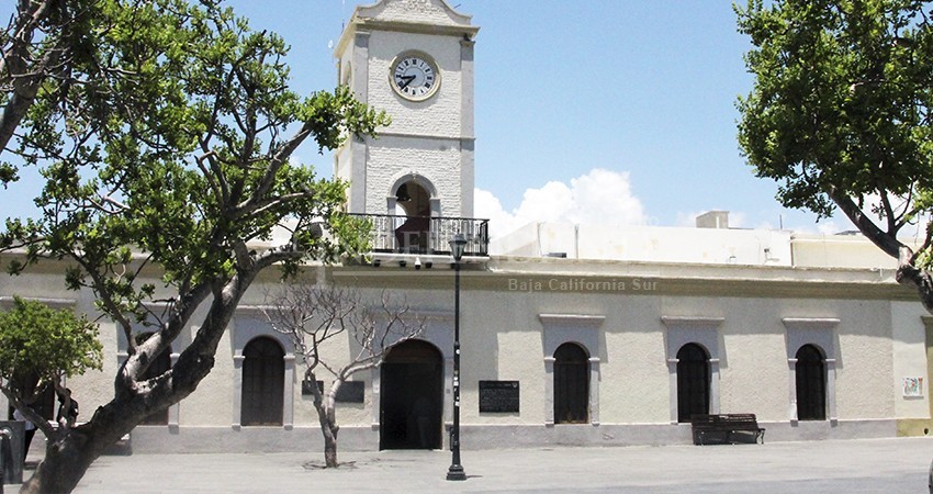 “No se vale”: Evidencia Agundez Montaño crisis al interior del Ayuntamiento Los Cabos