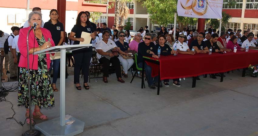 Inicia SEP reparto de libros de secundaria en BCS