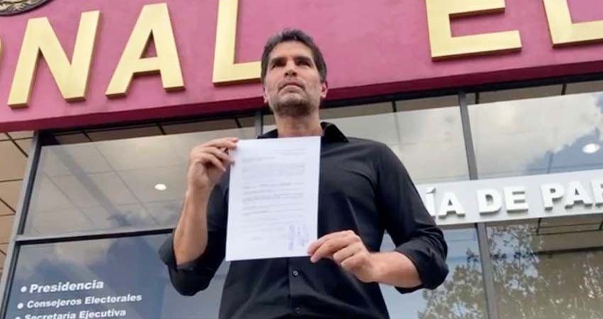 Verastegui se registra como candidato independiente a la Presidencia