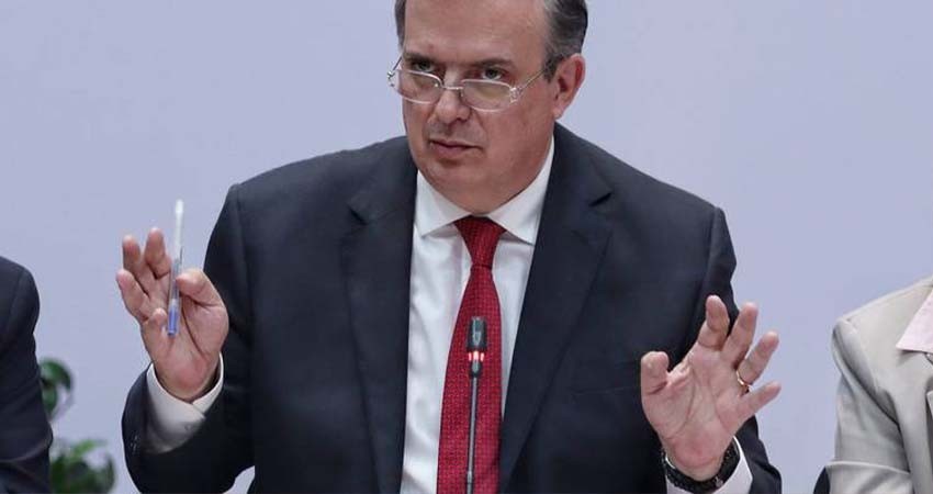 Ebrard tiene medio pie fuera de Morena: Xóchitl Gálvez