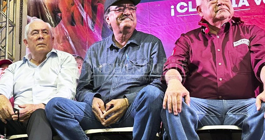 Leggs Castro "Acá no caben los hipócritas"; llamó a la unidad por la 4T