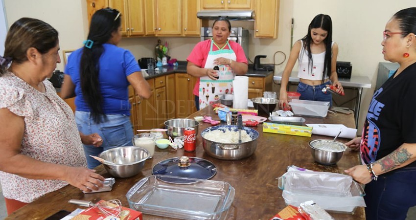 Más de tres mil personas se han beneficiado con cursos en los centros comunitarios de CSL y SJC