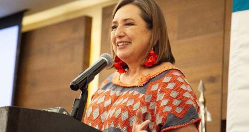 Xóchitl Gálvez comparece ante la UNAM por presunto plagio para titularse