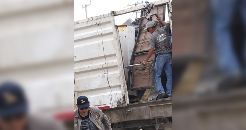 Inicia la campaña de decacharrización para el combate del mosco trasmisor del dengue