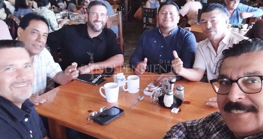 González Bareño: “No hay acercamientos con el PRI o PRD”