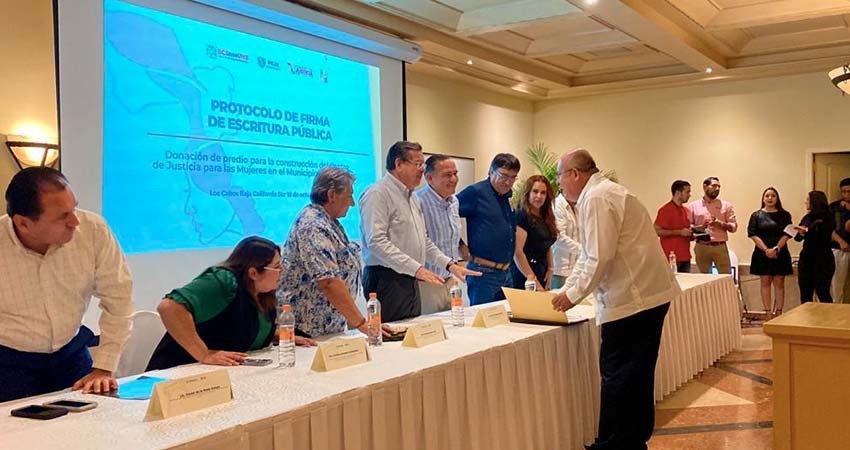 Dona Municipio de Los Cabos terreno para el nuevo Centro de Justicia para Mujeres