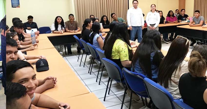 Recibe UABCS a estudiantes del Tecnológico de Ciudad Constitución en visita académica
