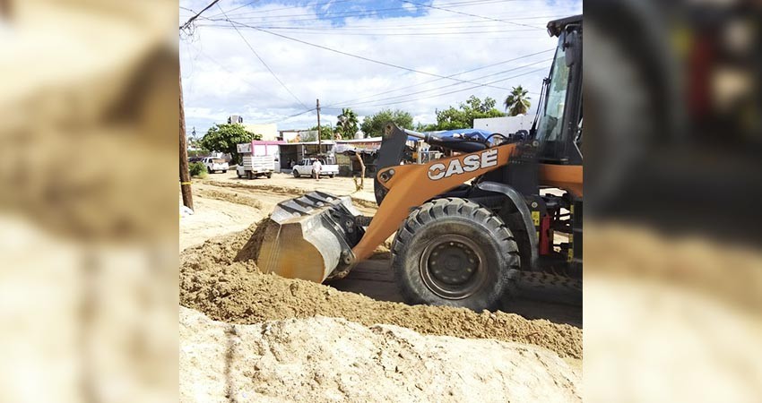 Se intensifican las tareas de limpieza en Los Cabos
