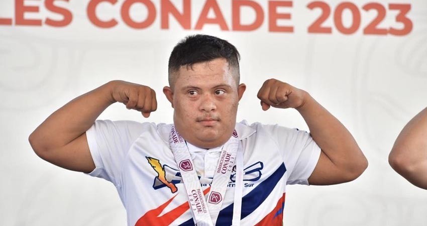 Medalla de oro para Marco Sánchez en lanzamiento de disco