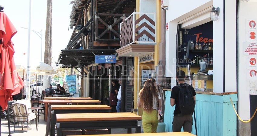 Comercios podrán extender la venta de alimentos y bebidas en espacios semifijos del malecón durante la Baja 1000
