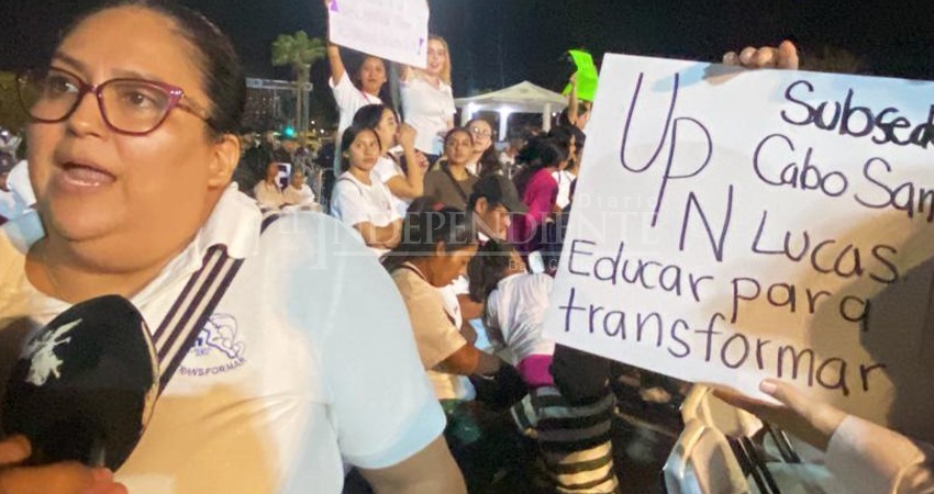 Alumnas de la Universidad Pedagógica Nacional en CSL sin plantel para seguir sus estudios