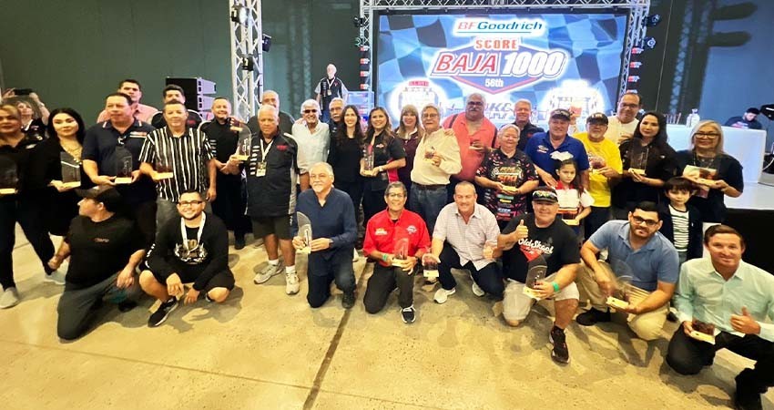 Reconocen a Sudcalifornianos destacados del Off Road en BCS durante la Baja 1000
