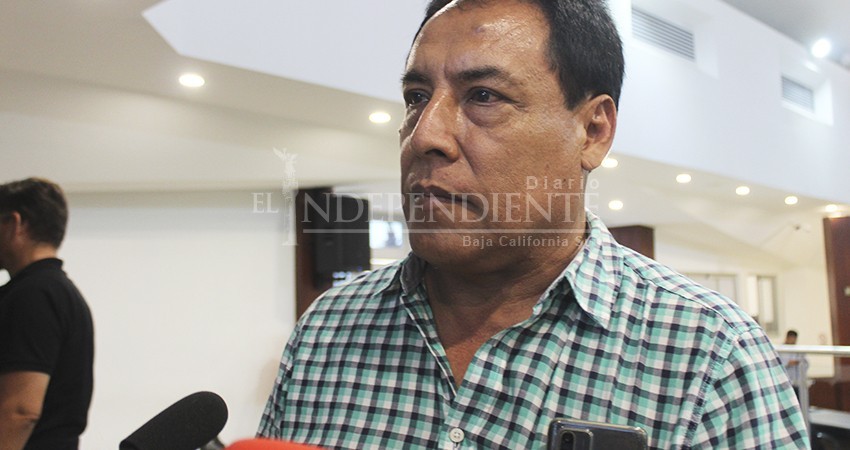 Líder estatal del PRD sale en defensa de su familia por temas políticos