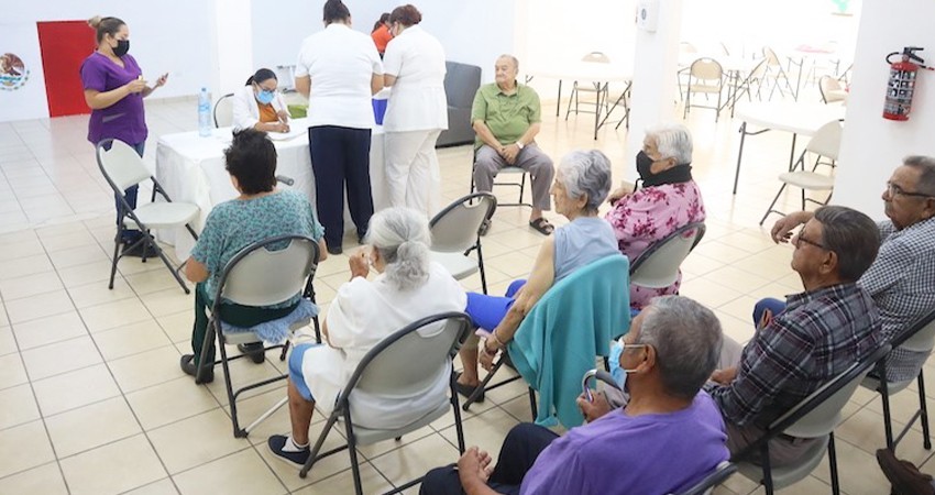 Disponible en BCS vacuna contra influenza para personas de la tercera edad