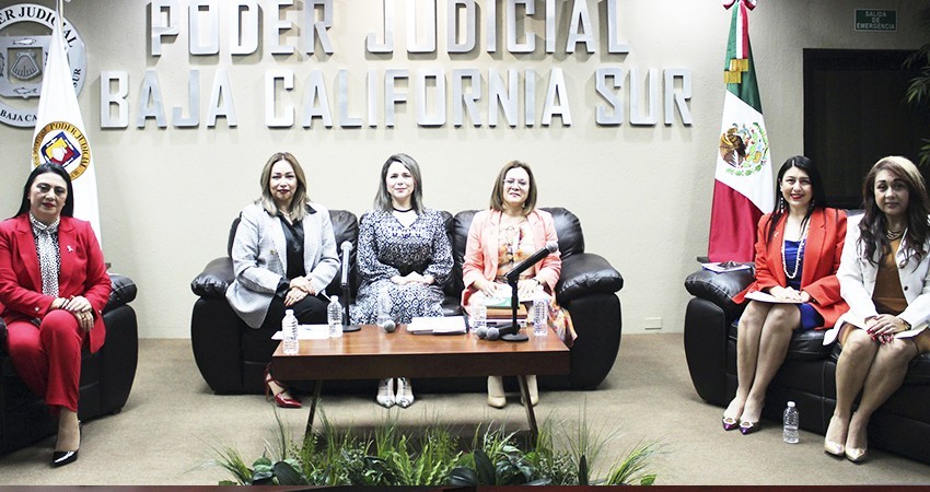 Poder Judicial del Estado, lleva a cabo panel de mujeres juzgadoras