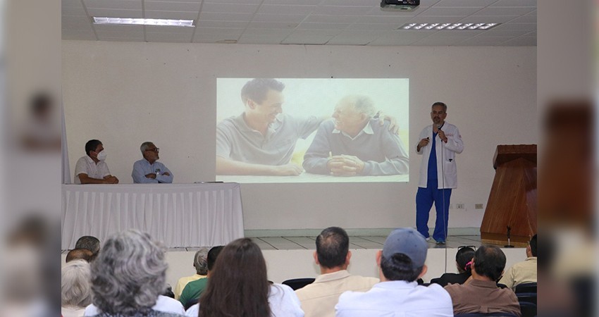 Imparten conferencia en la UABCS en el marco del Día Nacional de la Lucha Contra el Cáncer de Próstata