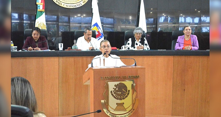 Llama Diputada María Moreno a instituciones y sociedad a informar a las juventudes sobre prácticas sexuales responsables