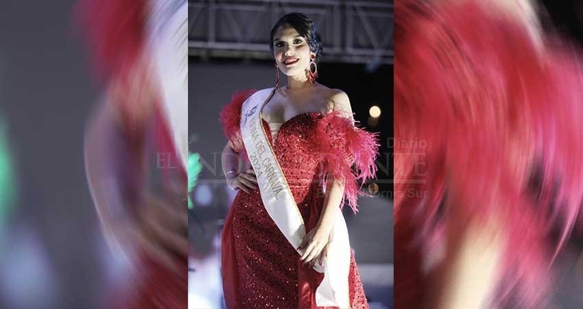 Fernanda Loya es elegida como Reina del Carnaval La Paz 2024