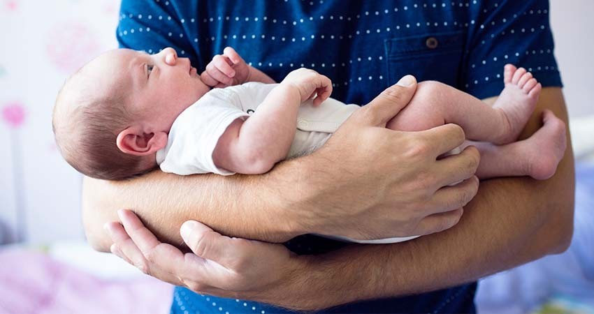 Cámara de Diputados incrementa licencias de paternidad a 20 días