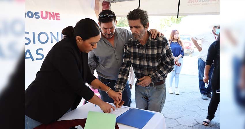 Realiza SEDIF entrega del programa de pensiones humanitarias