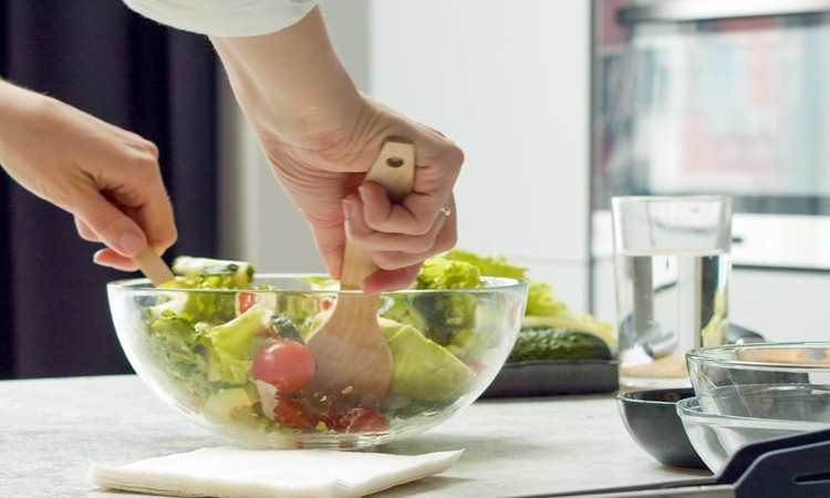 Recomienda IMSS Baja California Sur no exceder consumo de alimentos