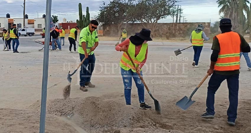 Llevan a cabo limpieza en las colonias Perla del Golfo y Villas del Encanto