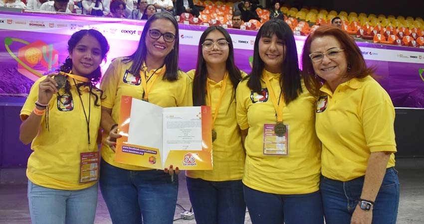 Destaca BCS en ExpoCiencias internacionales