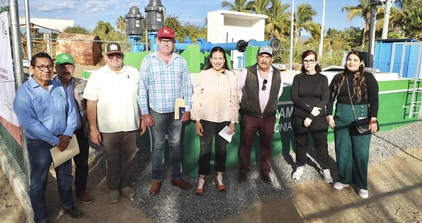 Supervisa Quiroga Romero obra de suministro de agua potable en Nuevo San Juan, Todos Santos
