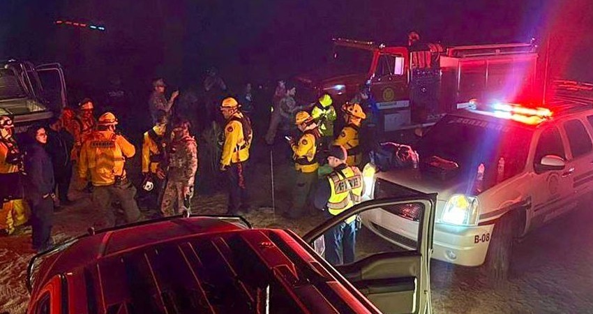 Rescatan a tres hombres de un cerro en San José del Cabo