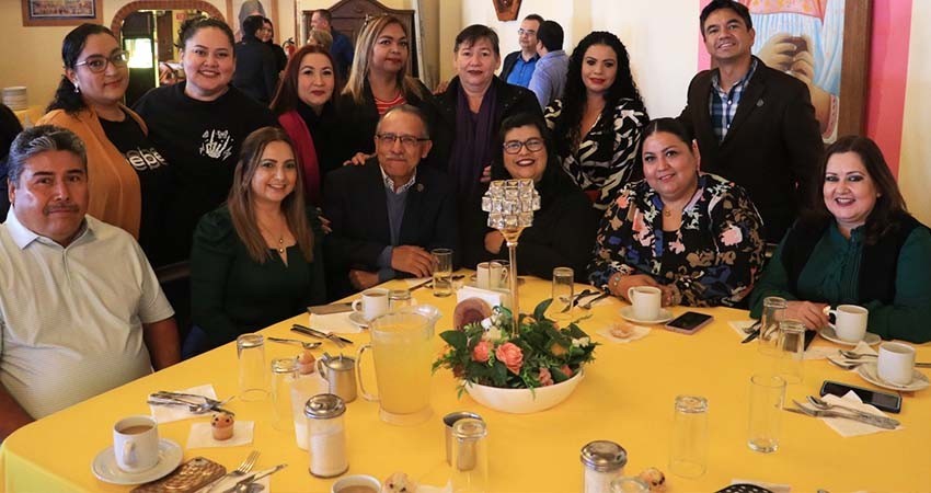UABCS conmemora el Día de la Trabajadora Administrativa