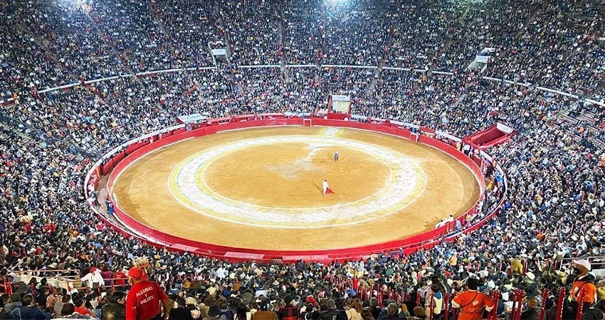 Impugna Plaza México suspensión de corridas de toros
