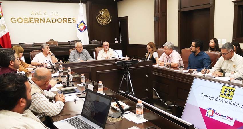 Continúa gobierno del estado mejorando caminos rurales en los cinco municipios