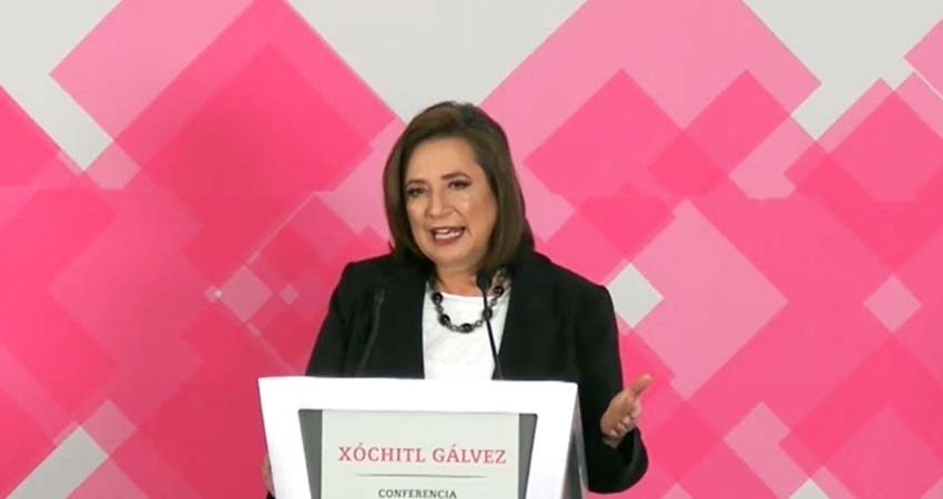 Xóchitl Gálvez reta a AMLO a debatir en inglés