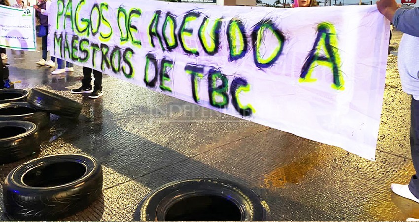 Pagan quincenas atrasadas a docentes de Telebachillerato Comunitario; levantan huelga