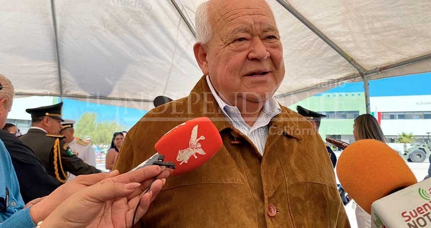 Destaca Castro Cosío civilidad política ante manifestación por la democracia de México