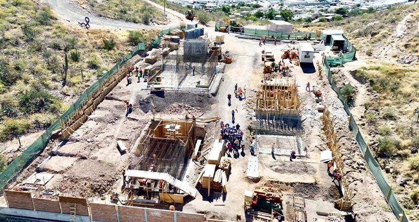 Supervisa alcaldesa de La Paz avances en la obra de potabilización de agua