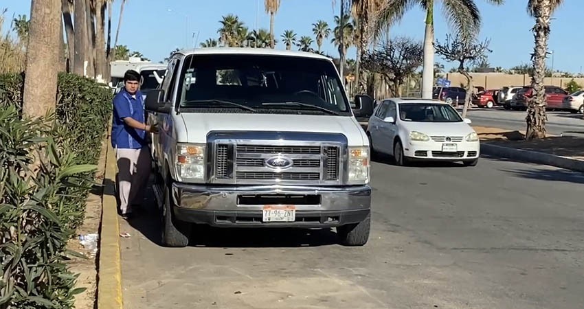 Descartan autoridades afectación al prestigio de Los Cabos, por conflicto entre taxistas