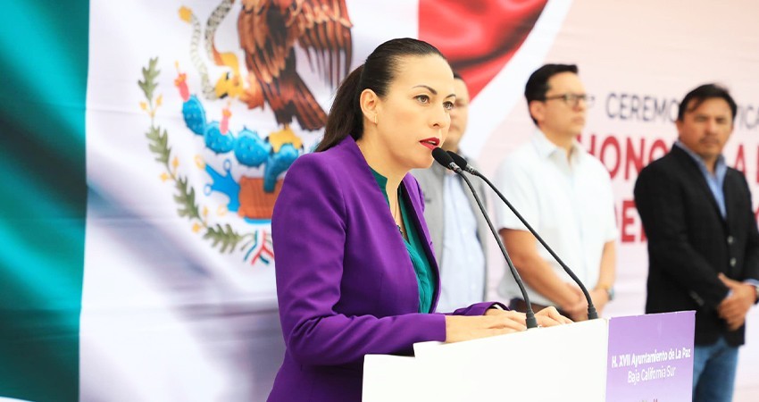 Exhorta la alcaldesa de La Paz a cuidar de las mujeres y el agua