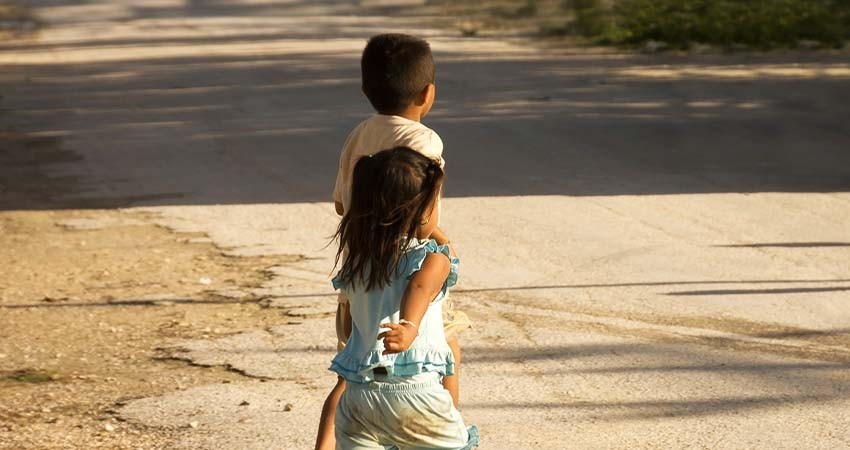 Más de 205 mil niños viven en situación de pobreza en la CDMX