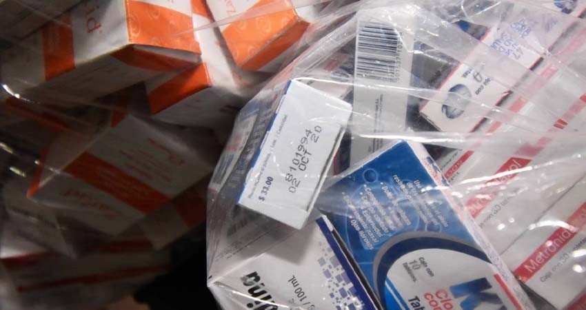 Aseguran casi 11 mil medicamentos que farmacias vendían hasta 10 veces más caros