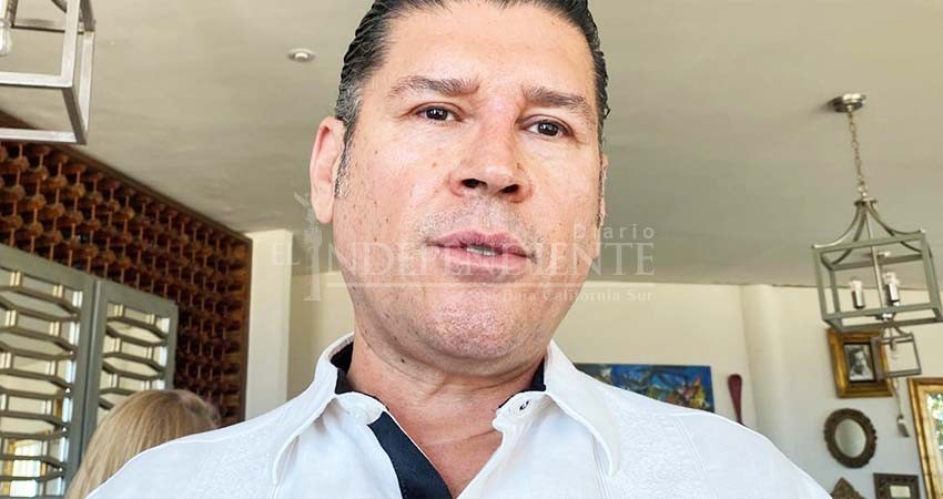 "No pueden prometer servicios públicos"; reprueba Álvaro De la Peña campañas de otros aspirantes al Senado por BCS